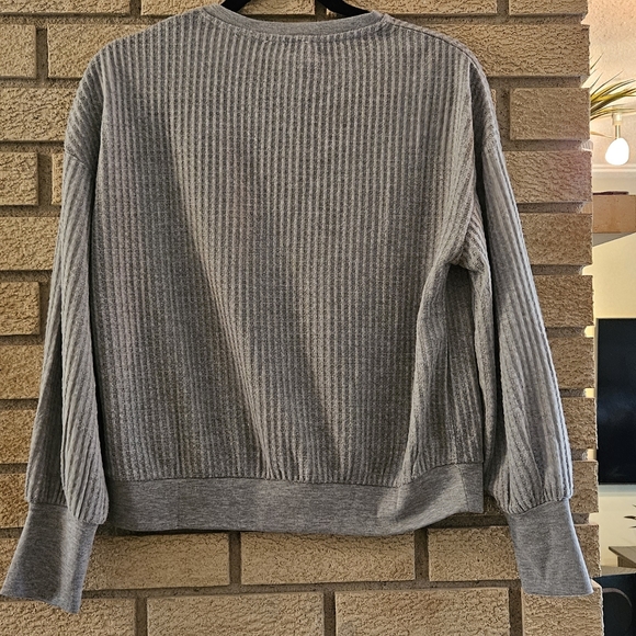 Sweater - Picture 5 of 5